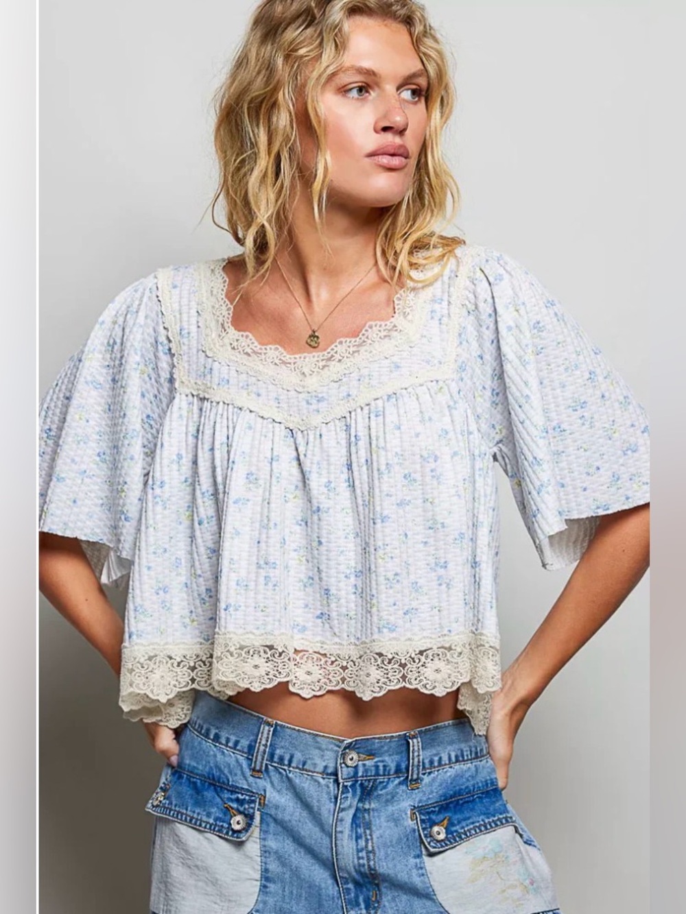 New POL Lace-Trim Ribbed Top ~ Light Blue Floral